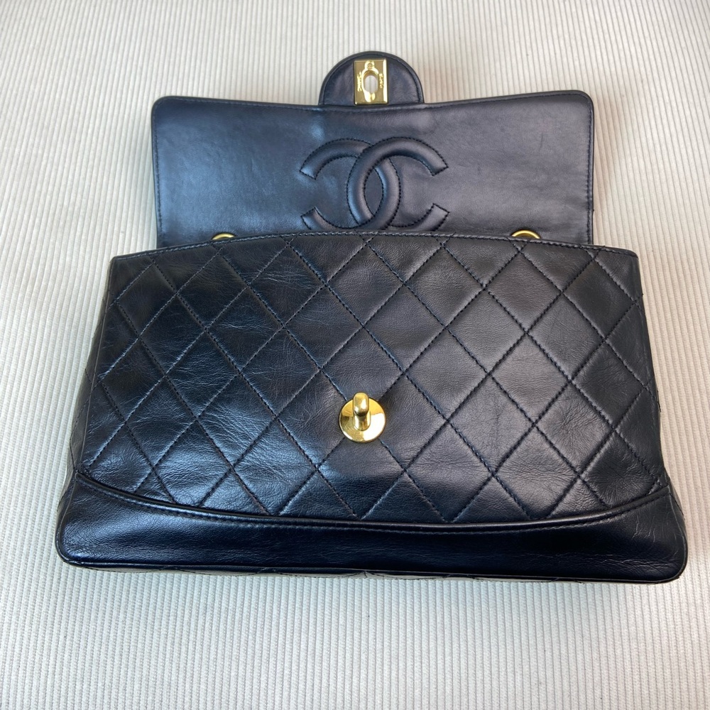 HOLD - CHANEL Vintage Black Lambskin Flap Bag Medium GHW - Picture 7 of 16